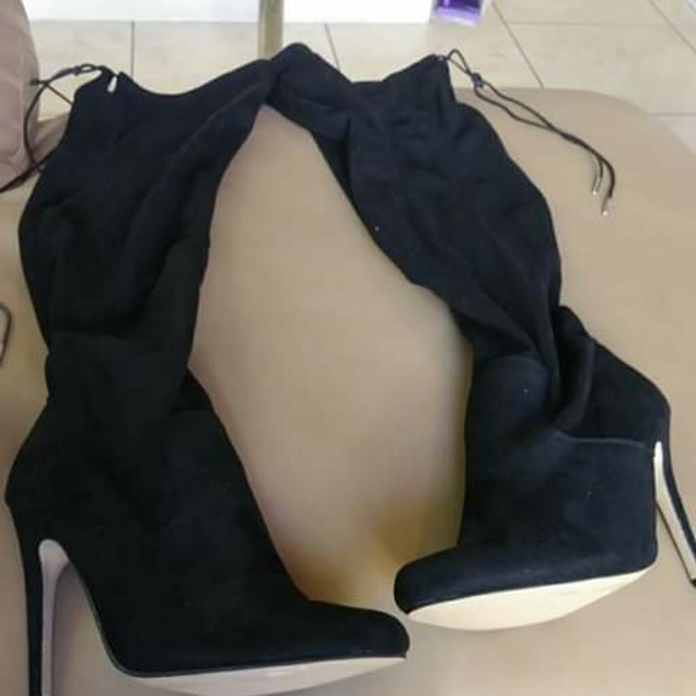 High heeled boots